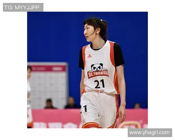 篮球八卦荣获月度最佳球员，实至名归